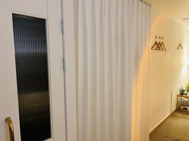 [Mapo, Seoul] One-room officetel right in front of Hongik University Station 18