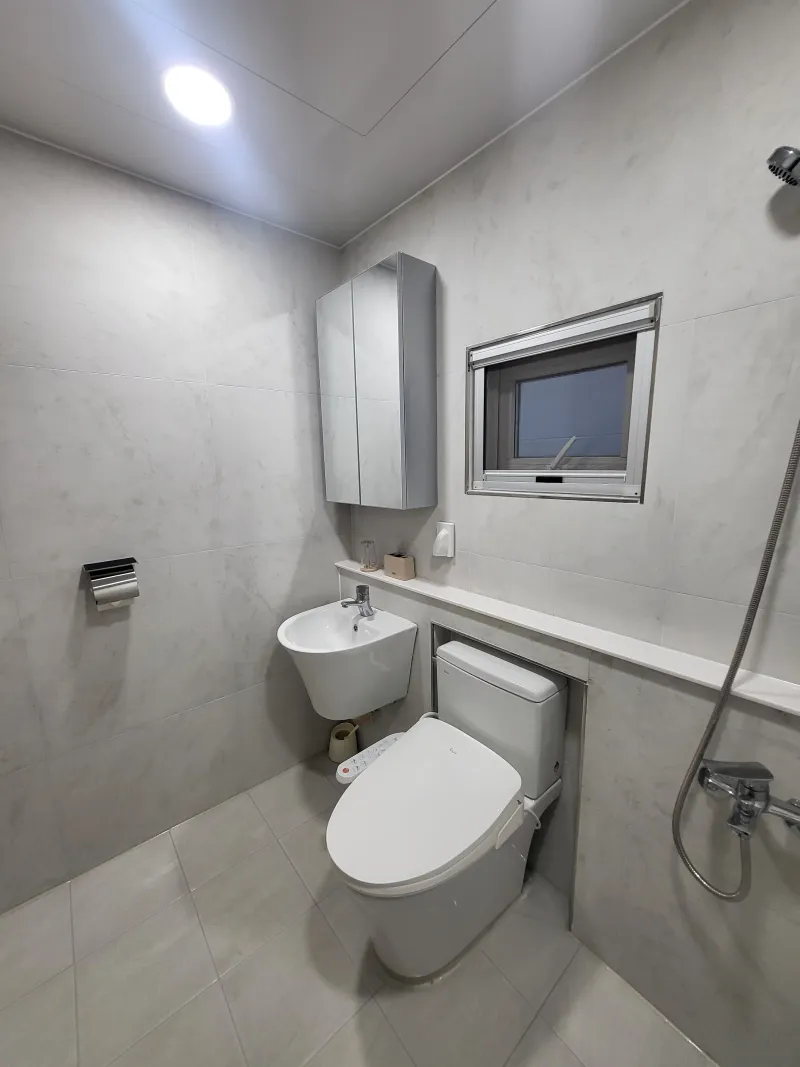 [Yeongdo, Busan] A picturesque gallery house with bamboo and a greenhouse 16
