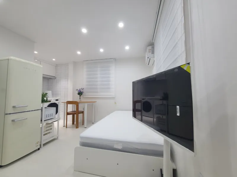 [Gwangjin, Seoul] Konkuk University/Sejong University Gunja Station, Lines 5 and 7, 10-minute walk, full options 4