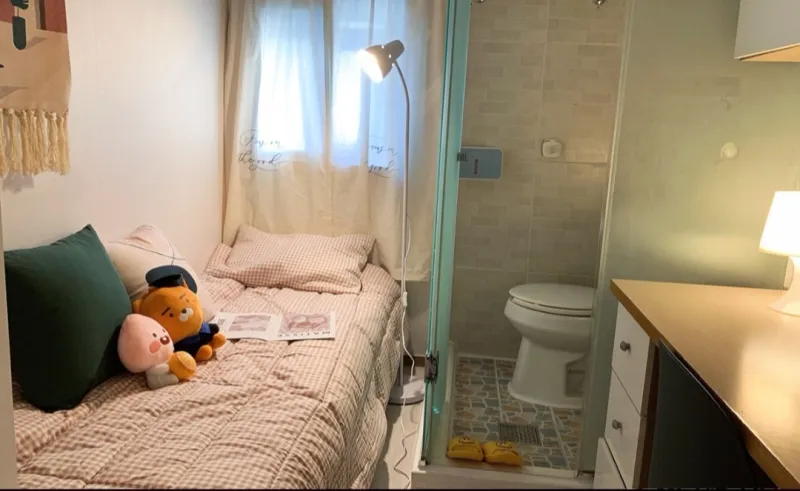 [Gwangjin, Seoul] A cozy room with a private bathroom near Gunja Station 10