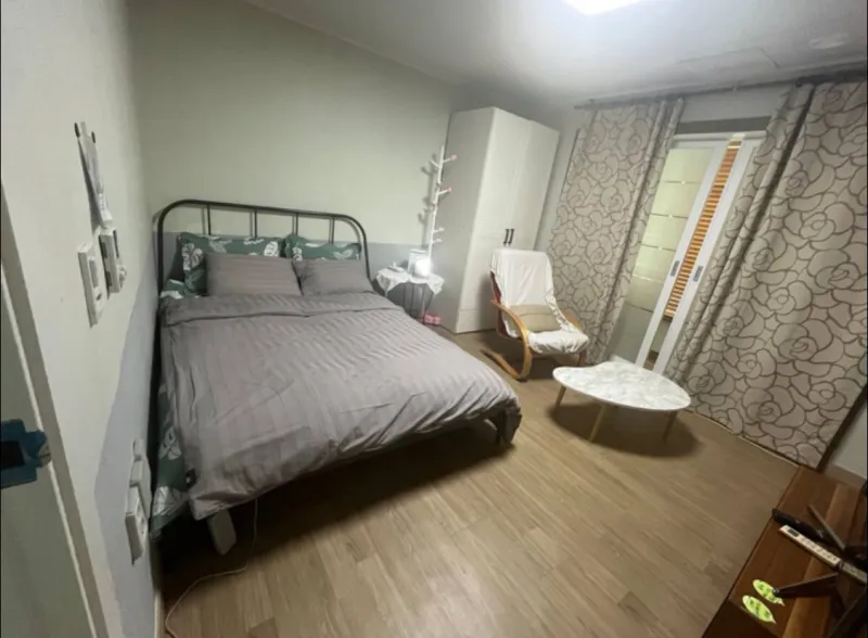 [Gyeongsan] Room 2, 15 minutes walk from Gyeongsan Station, 10 minutes from Jungsanji, 10 minutes from Saweol Station on Line 2 3
