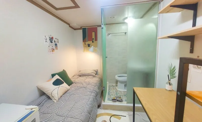 [Gwangjin, Seoul] A cozy room with a private bathroom near Gunja Station 9