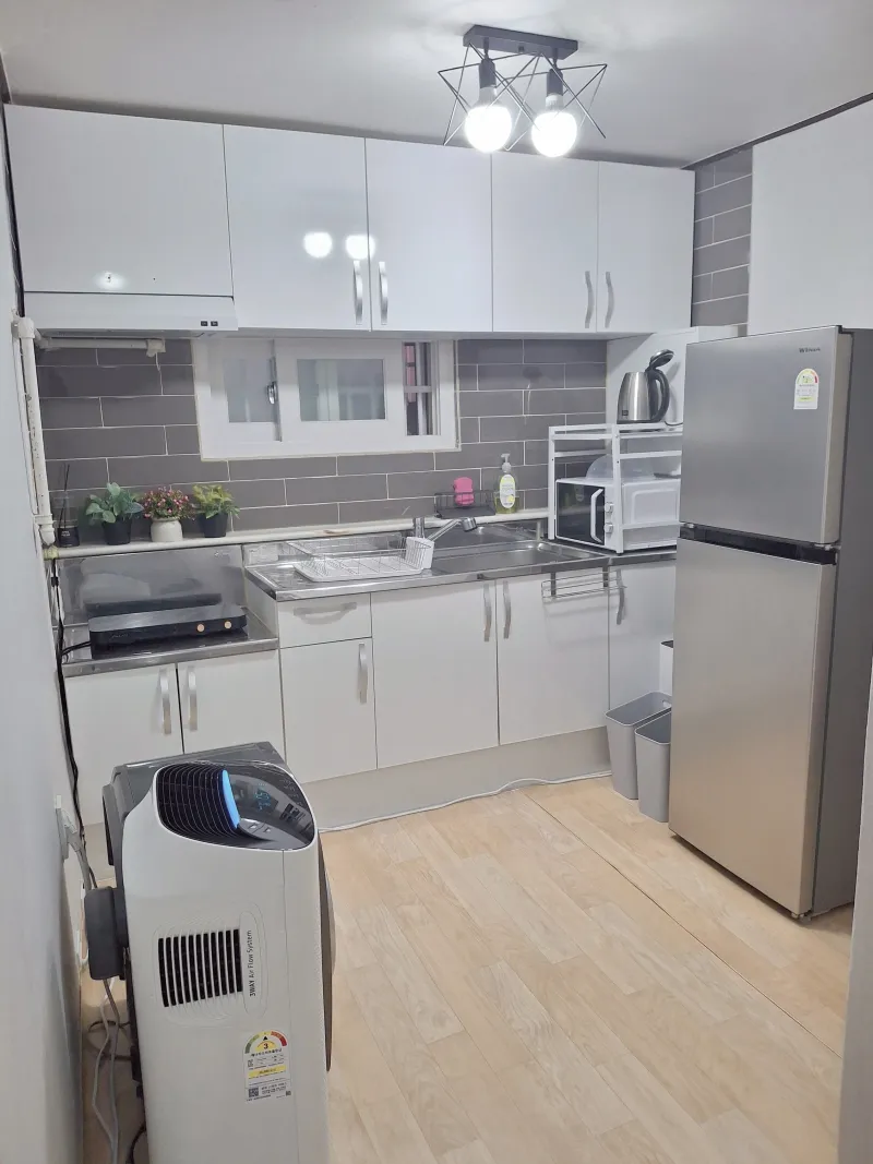[Gwangjin, Seoul] 2 minutes from Guui Station/Full option, two-room 10