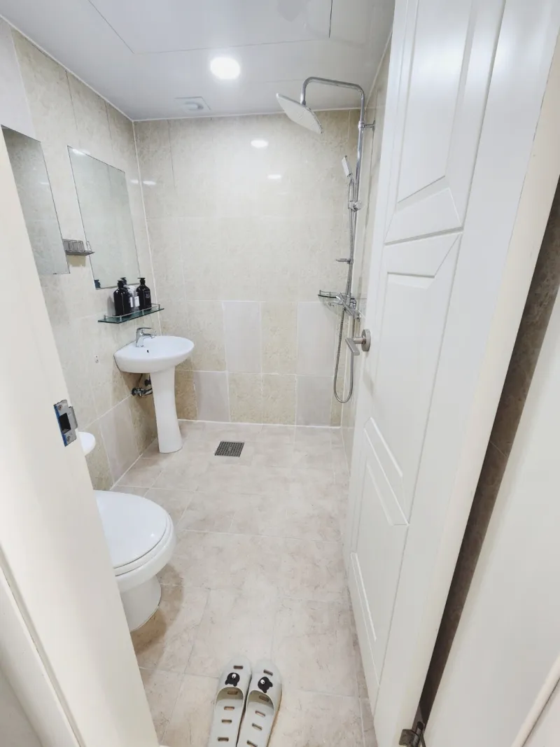 [Seongdong, Seoul] Wangsimni Seongsu Gangnam Myeongdong Seoul Station - Sangwangsimni Station 2-minute walk Fully furnished, south-facing, good view 11