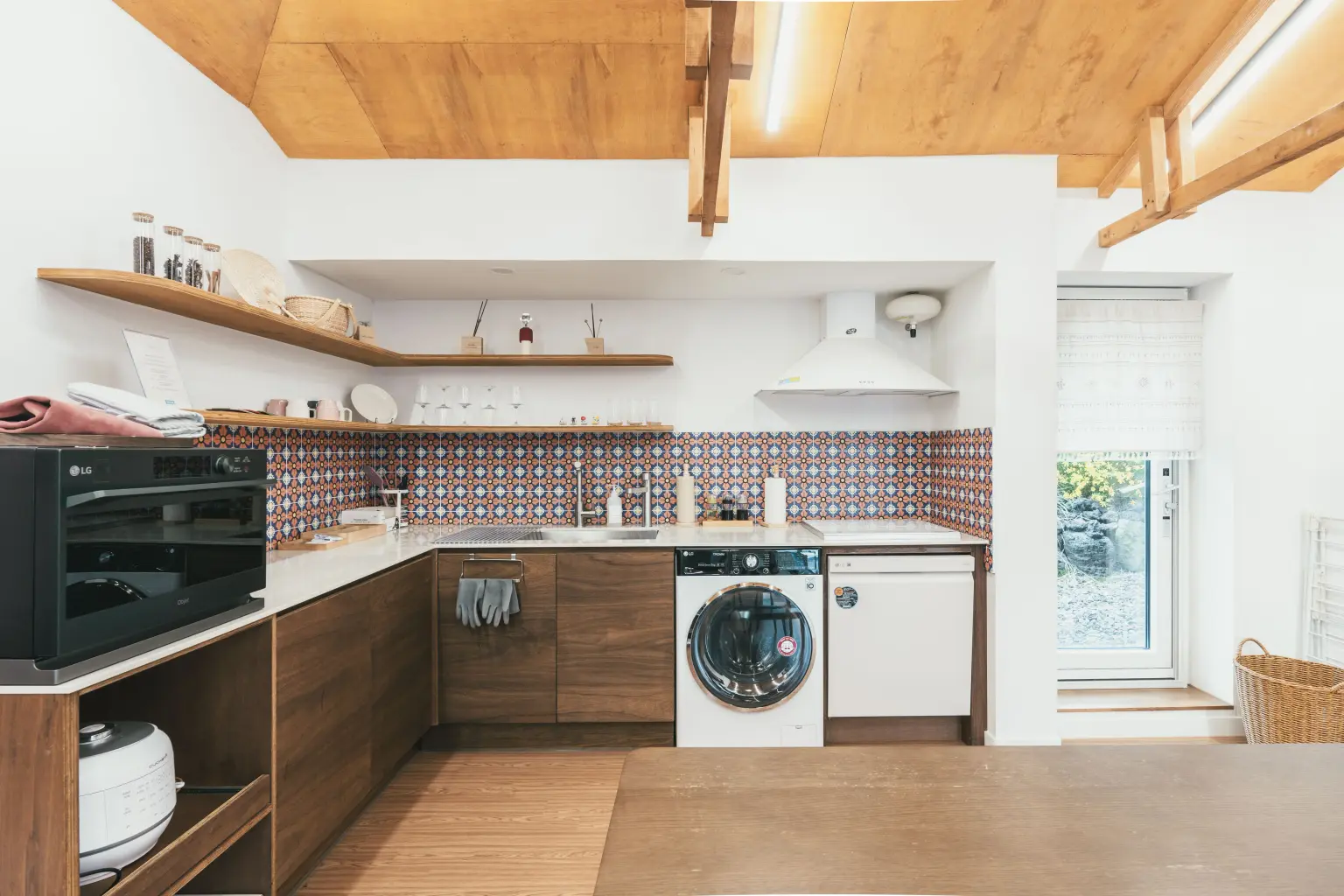 済州西 seaside・with a yard・countryside stay Entire House 2BR・sleeps 5 ゴズノッと風車ビーチの村ステイ Cover Photo