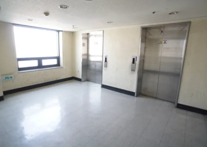 [Dongdaemun, Seoul] 1-minute walk from Hoegi Station! 5G+OTT commute/work from home, fully equipped studio. 24