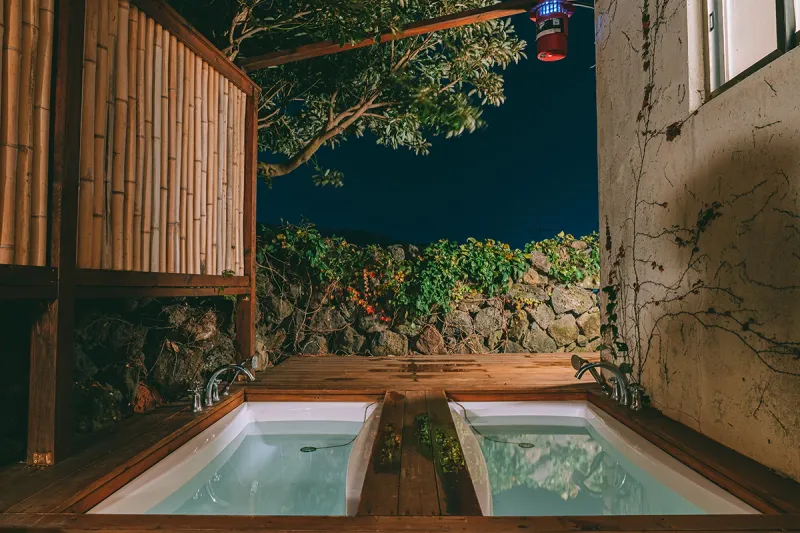 [Aewol, Jeju] Grandmother's Western-style house with a small forest and outdoor bathtub in the village 46
