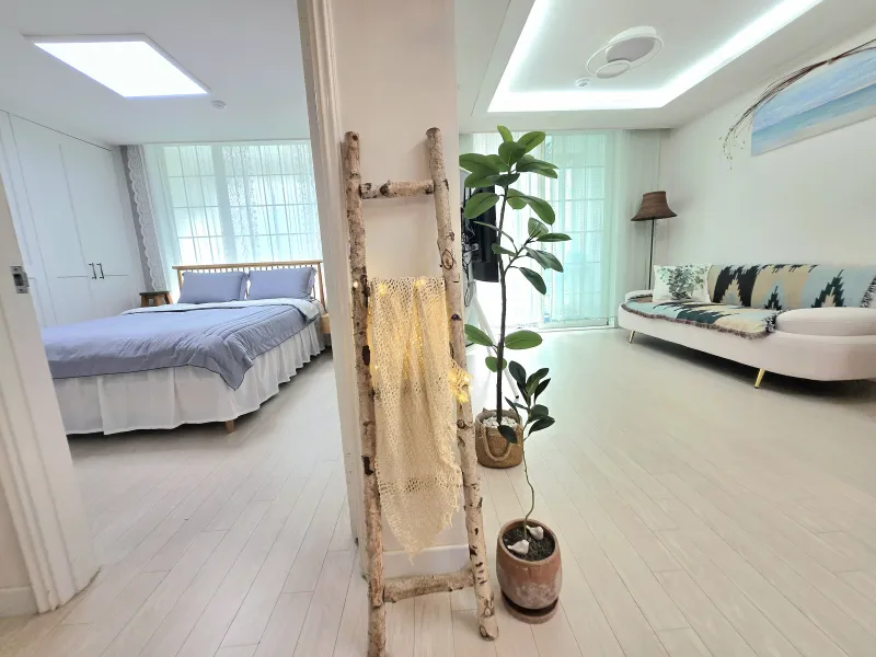 [Nowon, Seoul] 2-room apartment 10 minutes from Subway Station Line 7 9