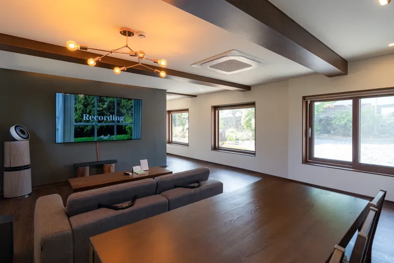 [Pyoseon, Seogwipo][East Jeju] Ryu Seung-ryong Actor Planning's Large Family Independent Stay #OutdoorJacuzzi 14