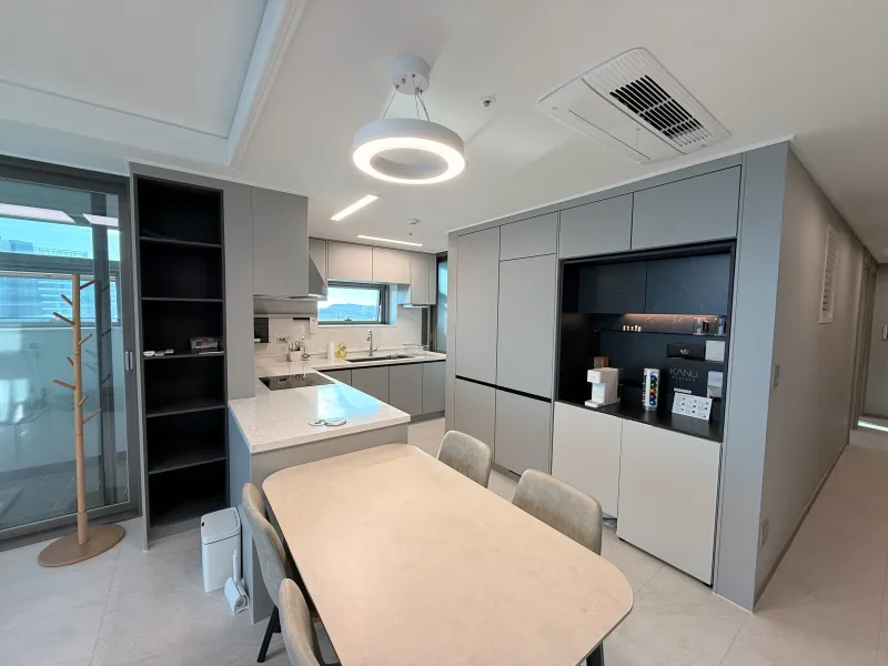 [Dong-gu, Busan] Busan Station Ocean View High-rise (52nd Floor) - Three-Room Fully Furnished 9