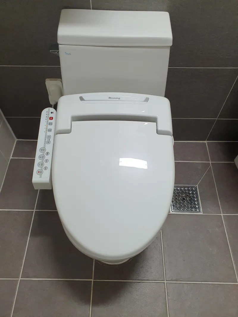 [Jeonju] Three-room Jay House 1, 1-minute walk from Hanok Village 7