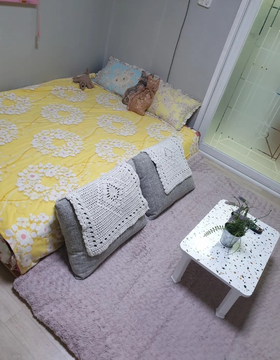 Inui-dong One-Bedroom House