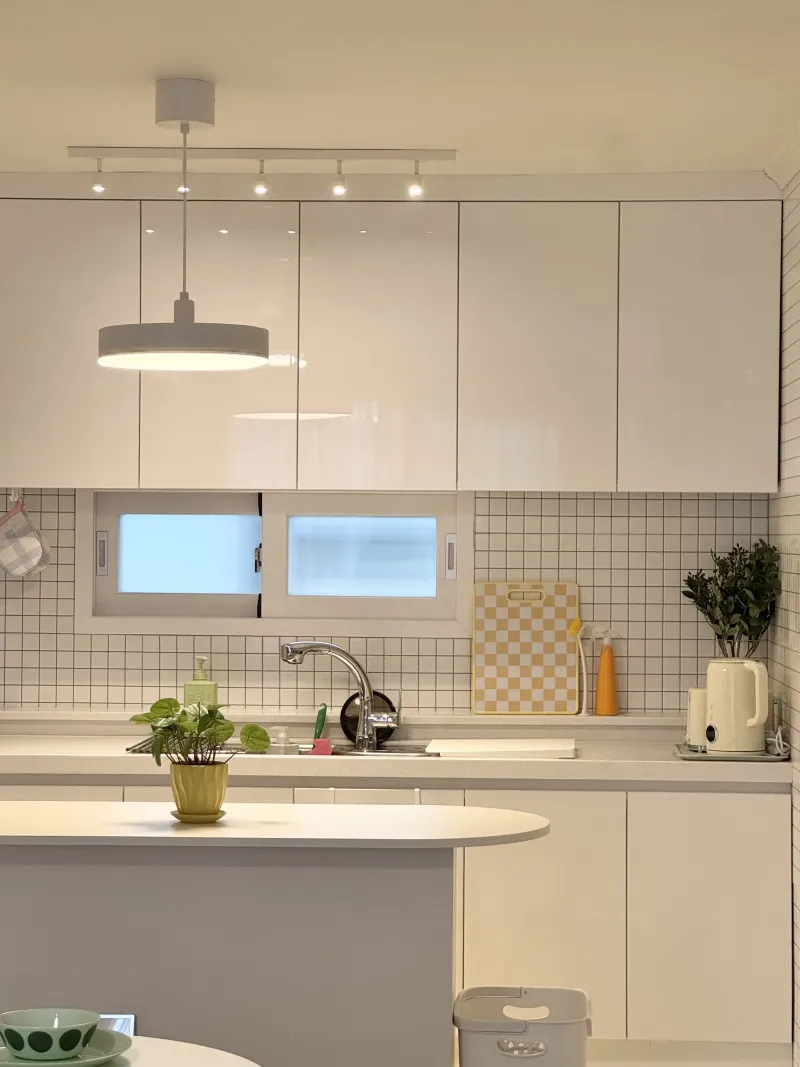 [Mapo, Seoul] Hapjeong Station Area/6 people/3 rooms/Fully furnished/Group 40