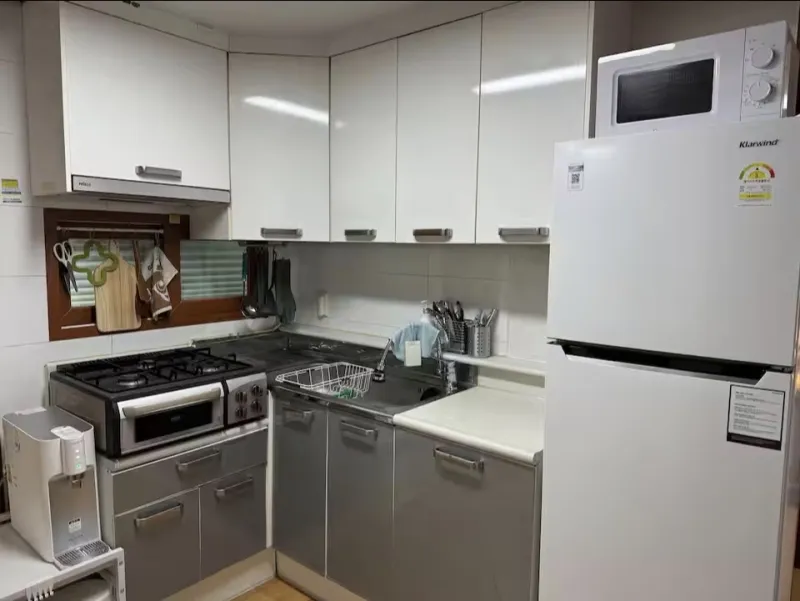 [Mapo, Seoul] Private Room 1 in a fully furnished women-only share house 5 minutes walk from Hapjeong Station 21