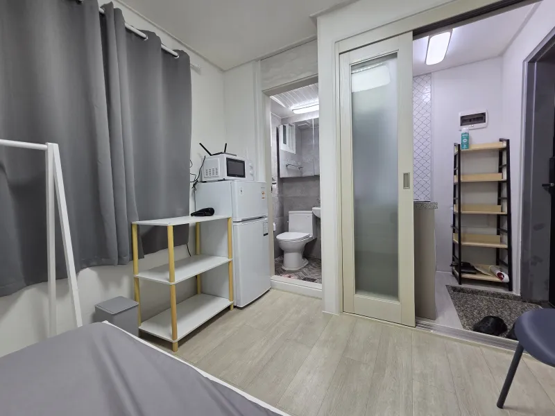 [Gwanak, Seoul] Studio apartment 7 minutes from Dangok Station, 12 minutes from Sinlim Station 4