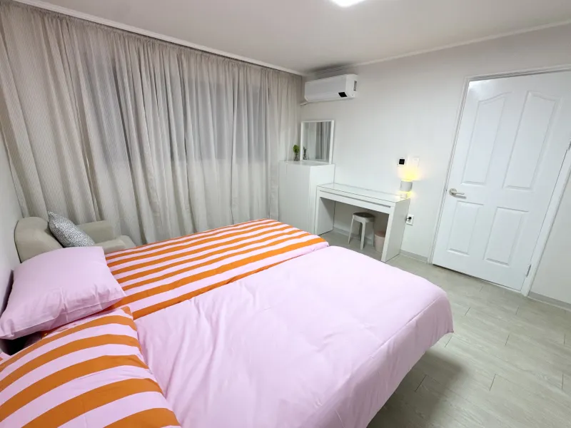 [Mapo, Seoul] Hapjeong Station Area/6 people/3 rooms/Fully furnished/Group 16