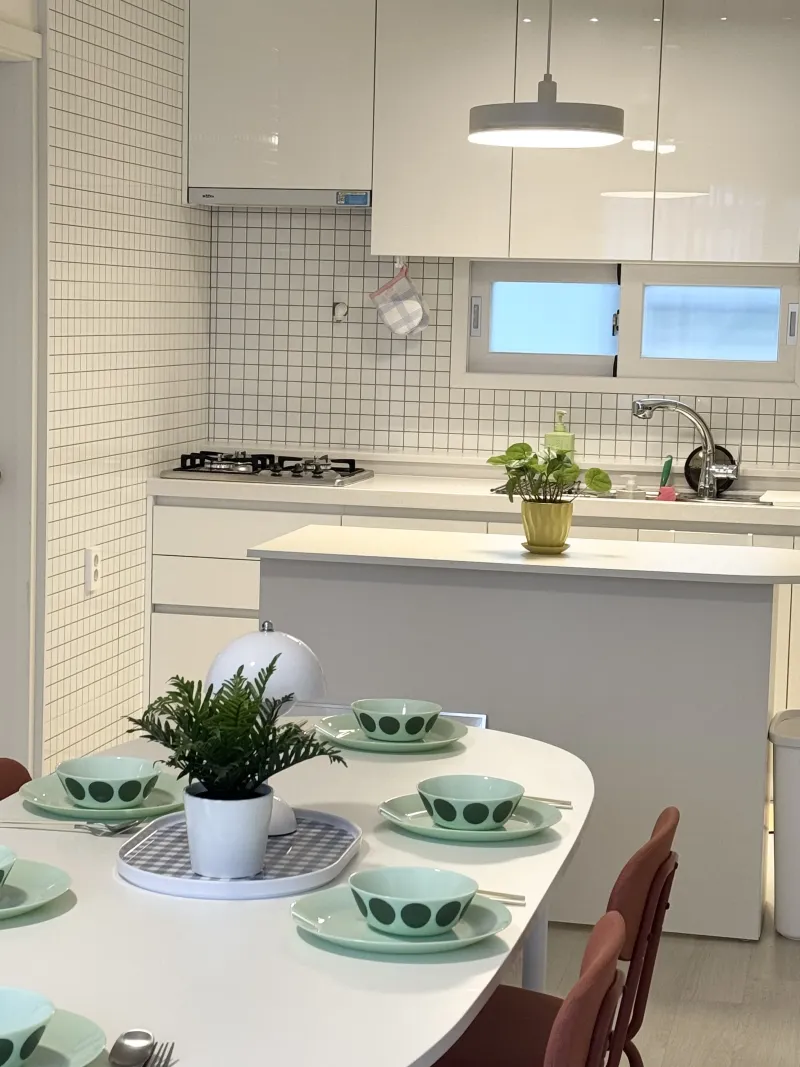 [Mapo, Seoul] Fully furnished 3-room apartment, 1-minute walk from Hapjeong Station 58