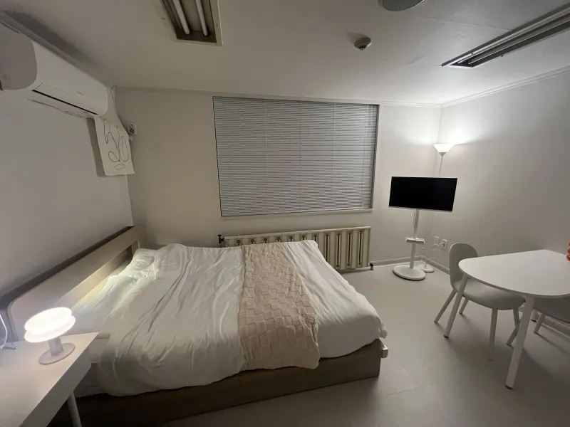 [Mapo, Seoul] Fully furnished, 1-minute walk from Sinchon Station 2