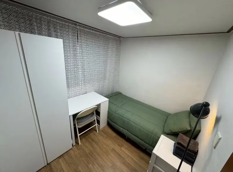 [Mapo, Seoul] Private Room 1 in a fully furnished women-only share house 5 minutes walk from Hapjeong Station 9