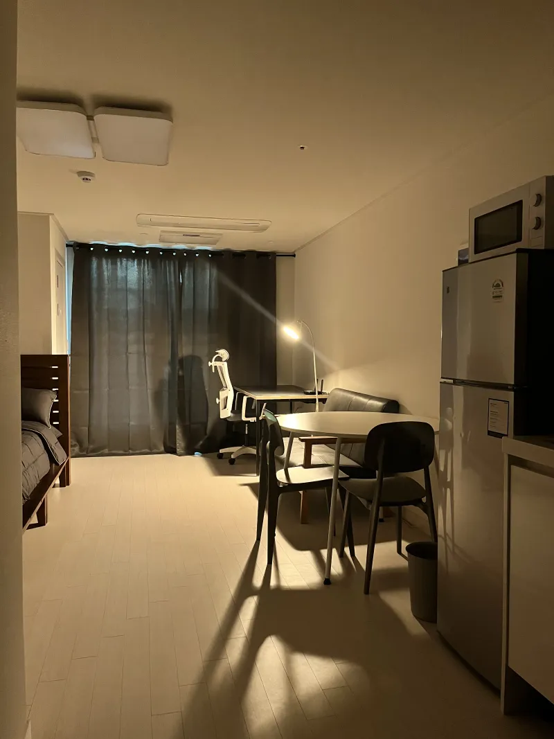 [Jongno, Seoul] 5-minute walk from Hyehwa Station / Premium Studio Room 204 9
