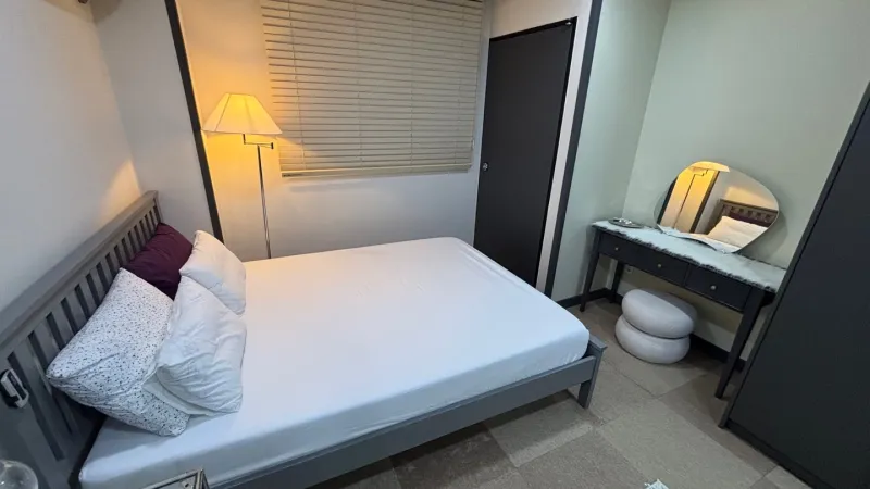 [Dong-gu, Daejeon][Daejeon Station Special] Tempur Queen Bed + Emotional Safety Accommodation + Free Parking + Netflix + Business Trip 17