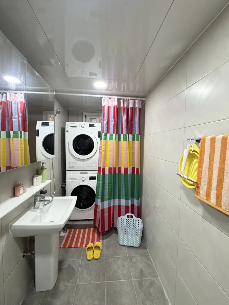 [Mapo, Seoul] Hapjeong Station Area/6 people/3 rooms/Fully furnished/Group 27