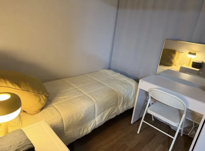 [Mapo, Seoul] 5-minute walk from Hapjeong Station/Full-furnished/Female-only share house, 2 private rooms 3