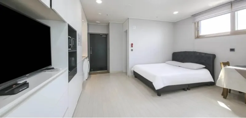[Nohyeong-dong, Jeju] Clean and convenient accommodation 10 minutes from Jeju Airport 4