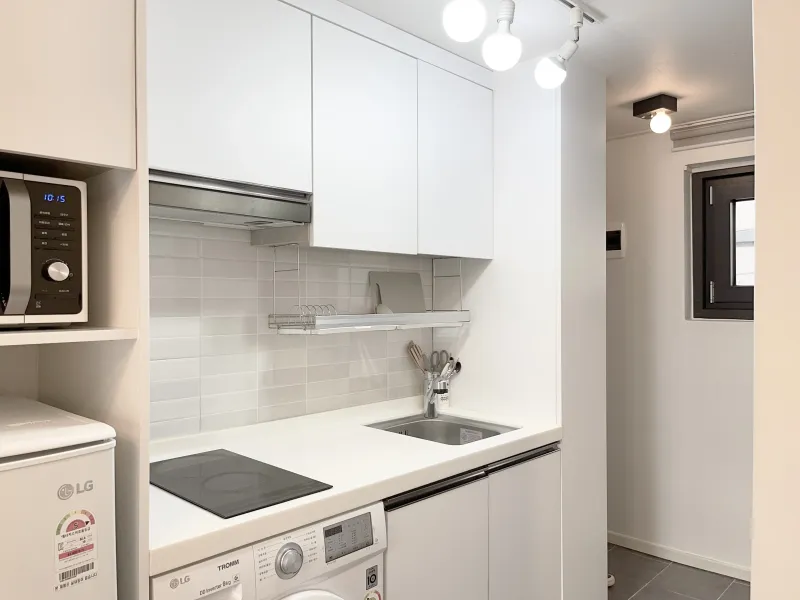 [Gwanak, Seoul][Sadang Station] 5-minute walk Premium 2-person studio #2 11