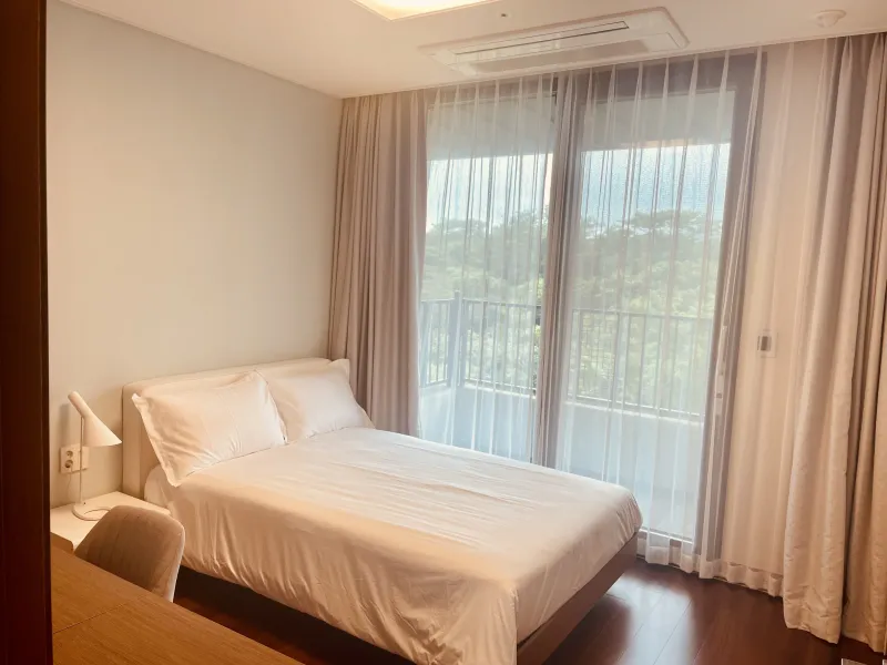 [Andeok, Seogwipo] A quiet house with a great view within the Jeju Shinhwa World complex #Sunset Restaurant# 9