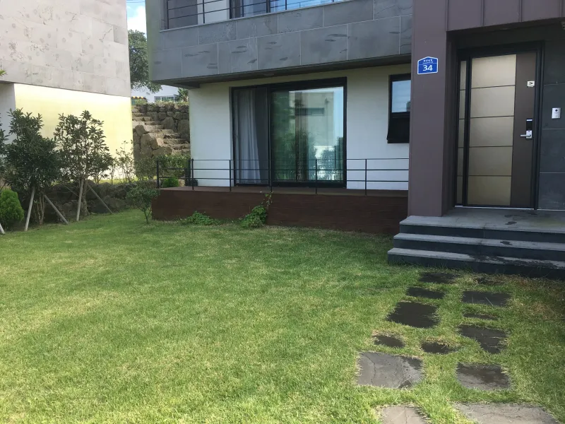 [Jocheon, Jeju] Private, spacious garden, 2nd floor, independent house near Hamdeok #Pets allowed 29