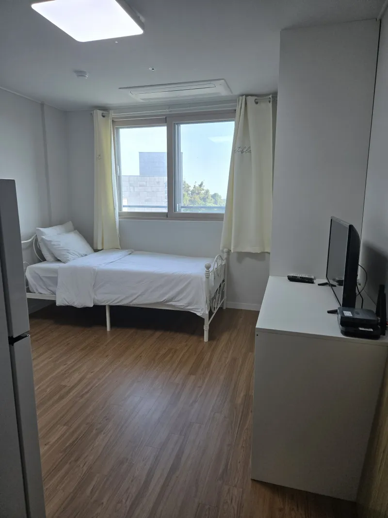 [Seongsan, Seogwipo] One-room apartment 302 with a view of a garden blooming with flowers in all four seasons. 4
