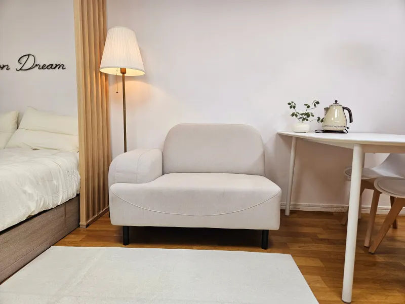 [Dongdaemun, Seoul] 1-minute walk from Hoegi Station! 5G+OTT commute/work from home, fully equipped studio. 2