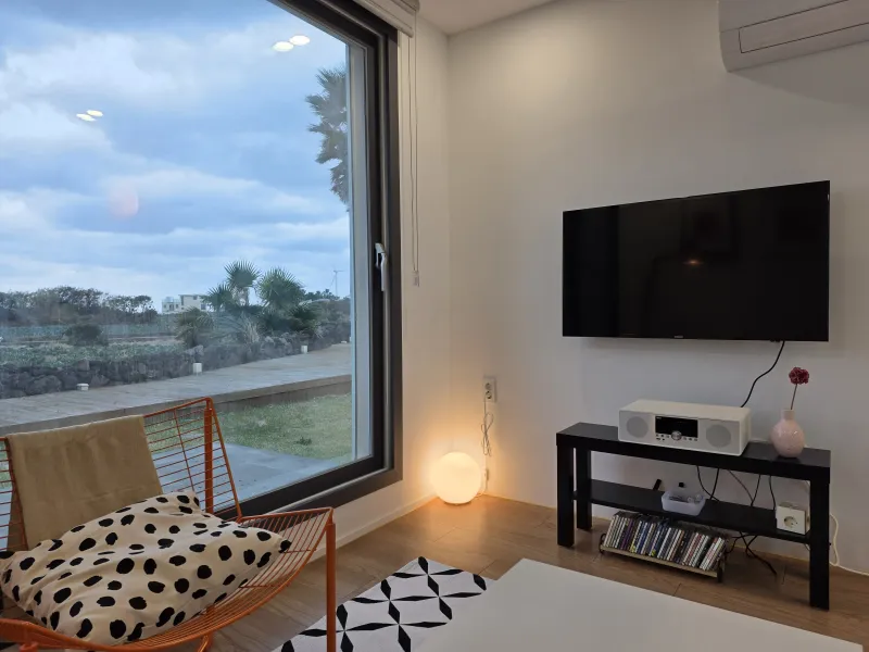[Hangyeong, Jeju] Private house with ocean view, spacious garden, and neat interior in a quiet seaside village on the west 78