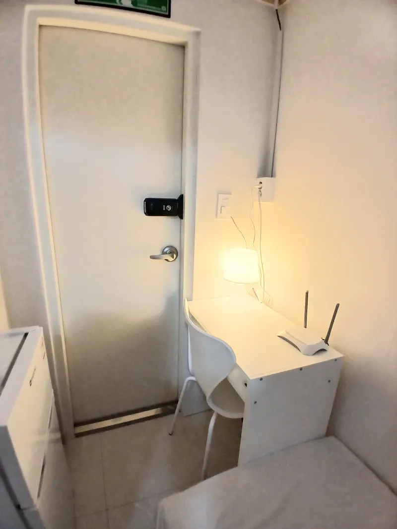 [Yeongdeungpo, Seoul] 4 meters from Daebang Station Exit 7 5