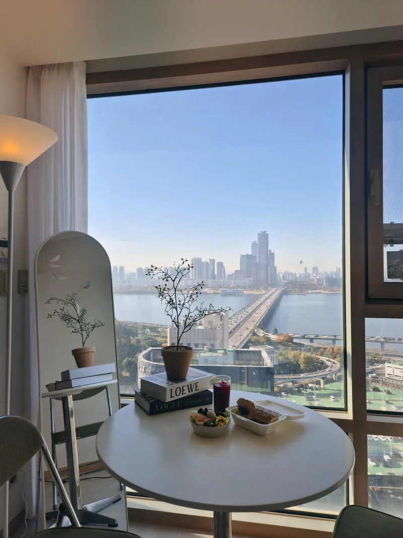 [Mapo, Seoul] Fully furnished high-rise Han River view officetel connected to Mapo Station 2