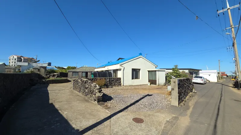 [Hangyeong, Jeju] Private house with ocean view, spacious garden, and neat interior in a quiet seaside village on the west 102