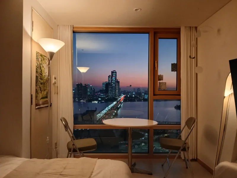 [Mapo, Seoul] Fully furnished high-rise Han River view officetel connected to Mapo Station 5
