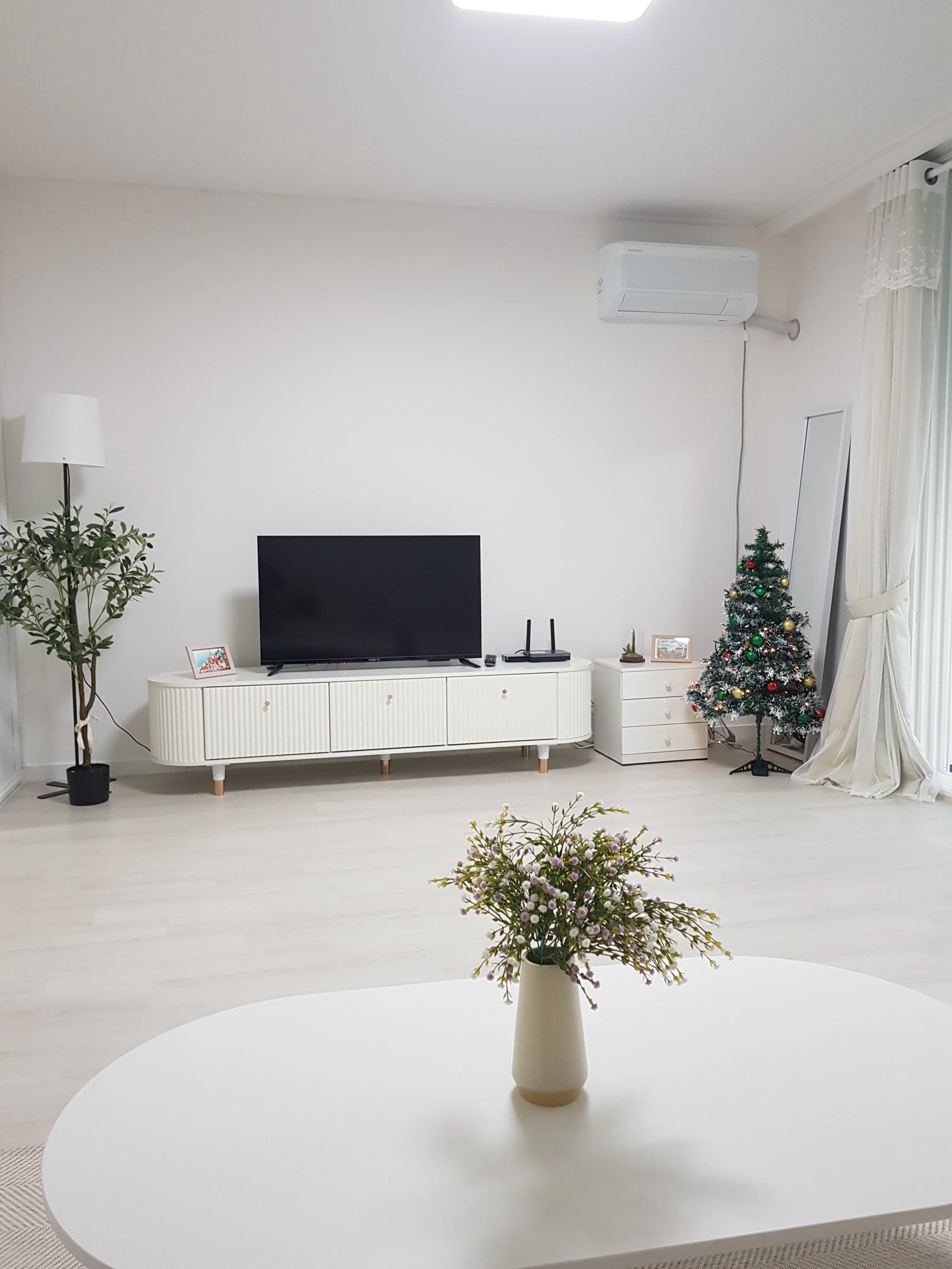 Joyang-dong Remodeled Two-Bedroom Apartment