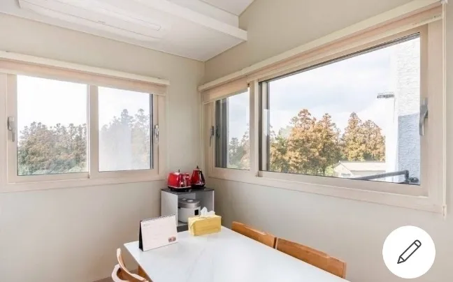 [Aewol, Jeju] A cozy, white-toned, three-room, two-story house with a private pool. 22
