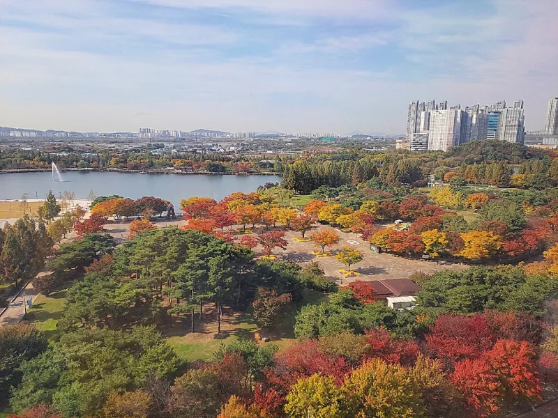 [Goyang] Jeongbalsan Station Area Lake Park View A 17