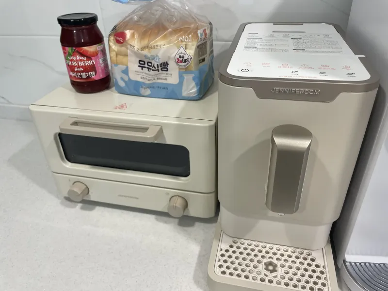 [Dongjak, Seoul] Women-only room 201, 1-minute walk from Sindaebang Samgeori Station 17