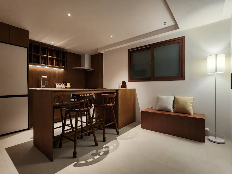 [Yongsan, Seoul] A two-room apartment with a cafe atmosphere, 8 minutes walk from Itaewon Station and 6 minutes walk from Noksapyeong Station. 24