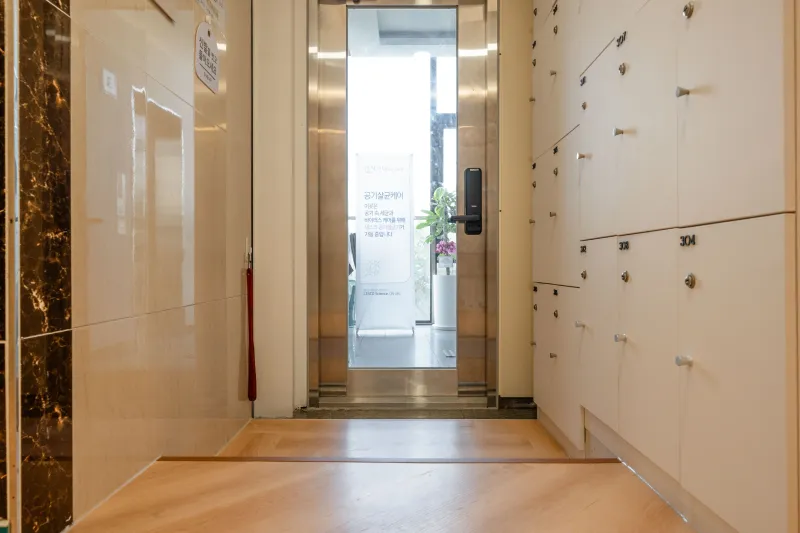 [Yeongdeungpo, Seoul] One-room apartment, 10 seconds walk from Daebang Station 22