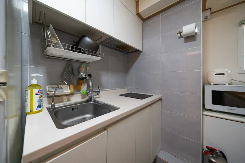 [Yeongdeungpo, Seoul] One-room apartment, 10 seconds walk from Daebang Station 8