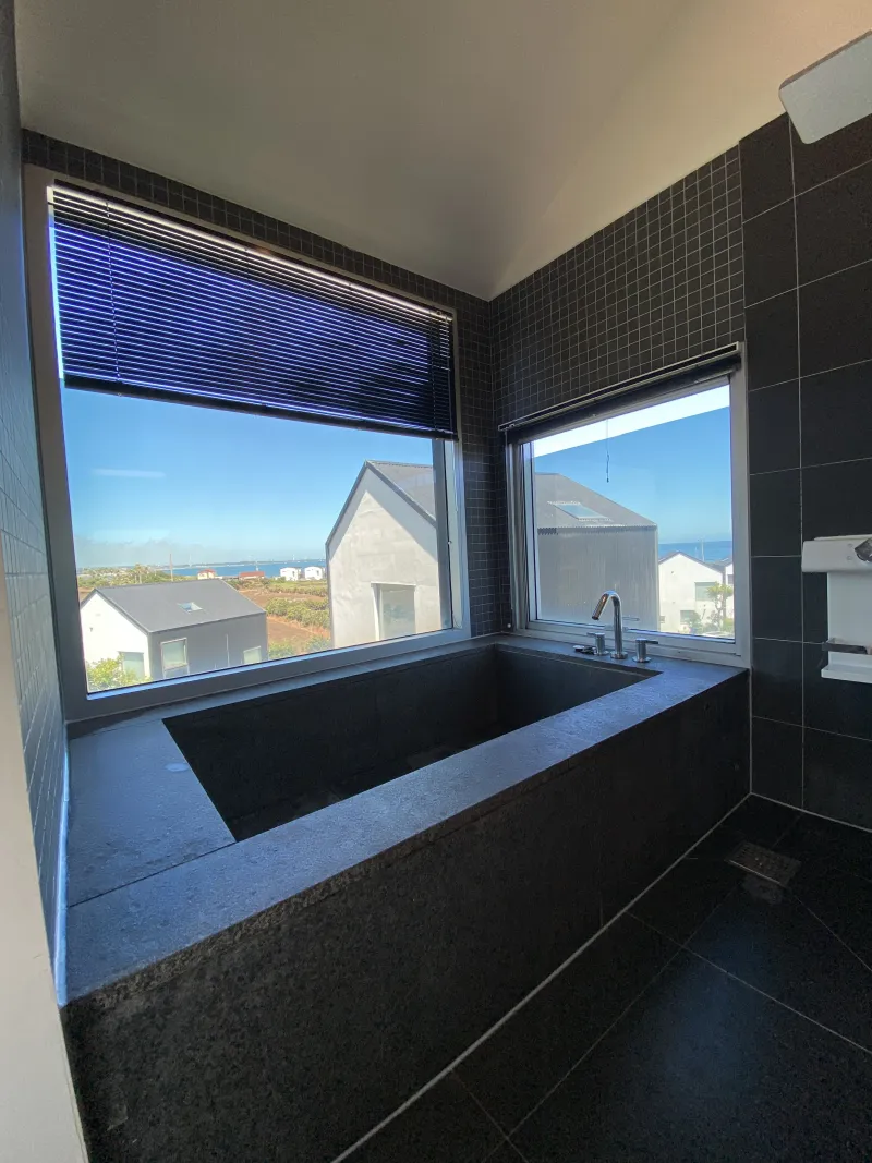 [Gujwa, Jeju] 3-story detached townhouse in front of the sea 17