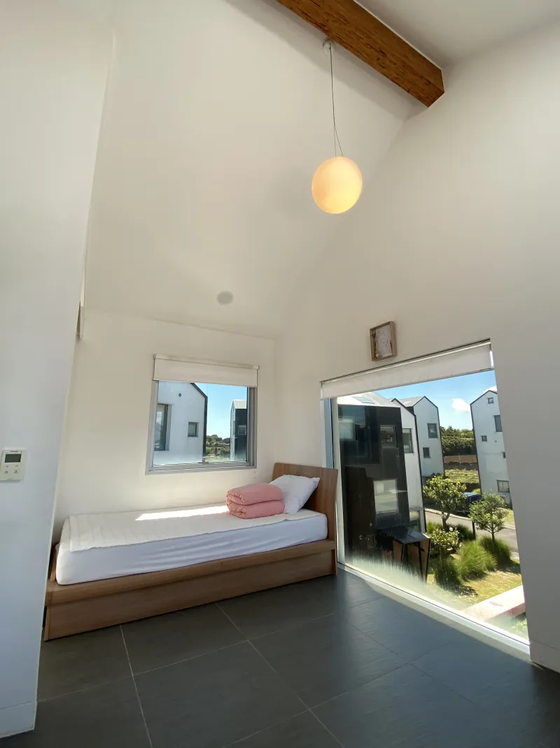 [Gujwa, Jeju] 3-story detached townhouse in front of the sea 12