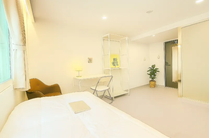 [Dongjak, Seoul] Women-only room 201, 1-minute walk from Sindaebang Samgeori Station 11