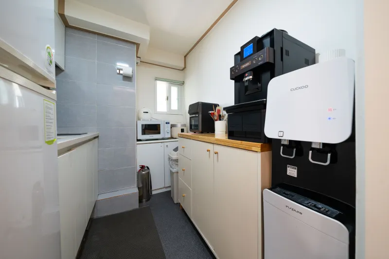 [Yeongdeungpo, Seoul] One-room apartment, 10 seconds walk from Daebang Station 10