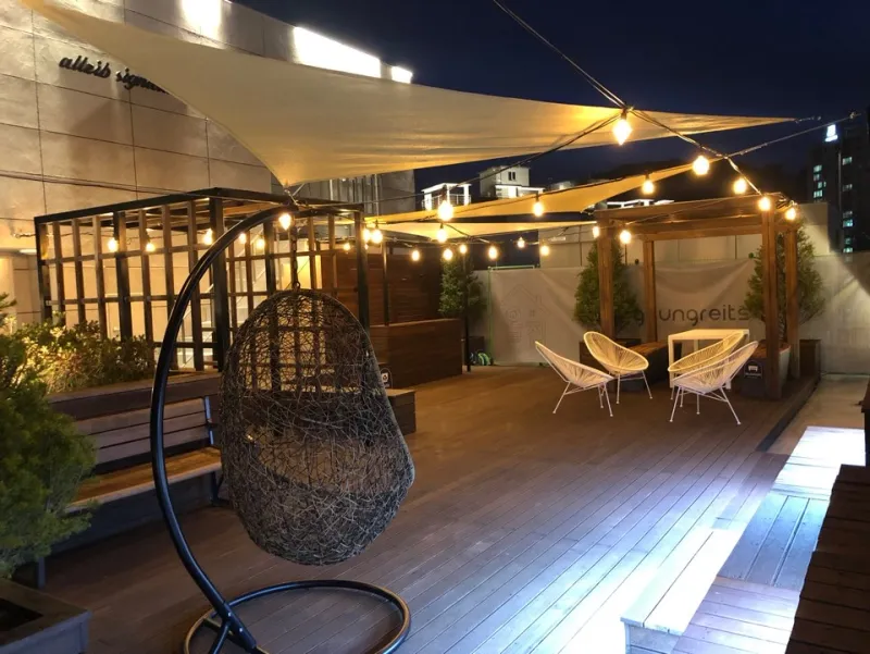 [Seo-gu, Busan] A women-only share house a 1-minute walk from Dongdaesin-dong Station. 19